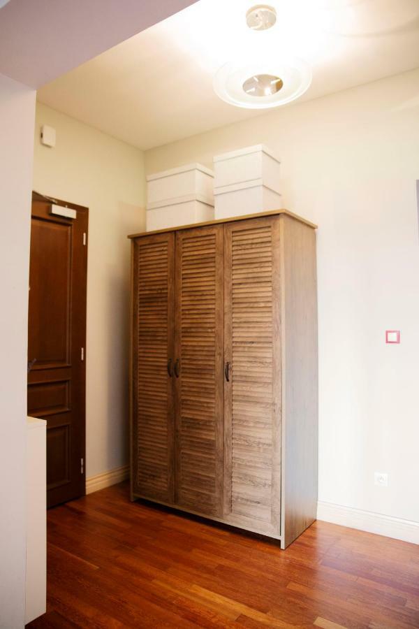 75M2 Apartament Kopernik Z Widokiem Na Jasna Gore Czestochowa Ngoại thất bức ảnh