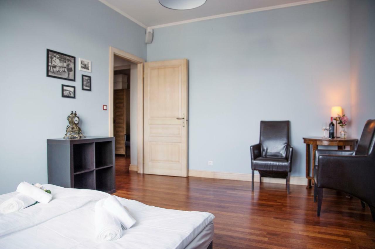 75M2 Apartament Kopernik Z Widokiem Na Jasna Gore Czestochowa Ngoại thất bức ảnh